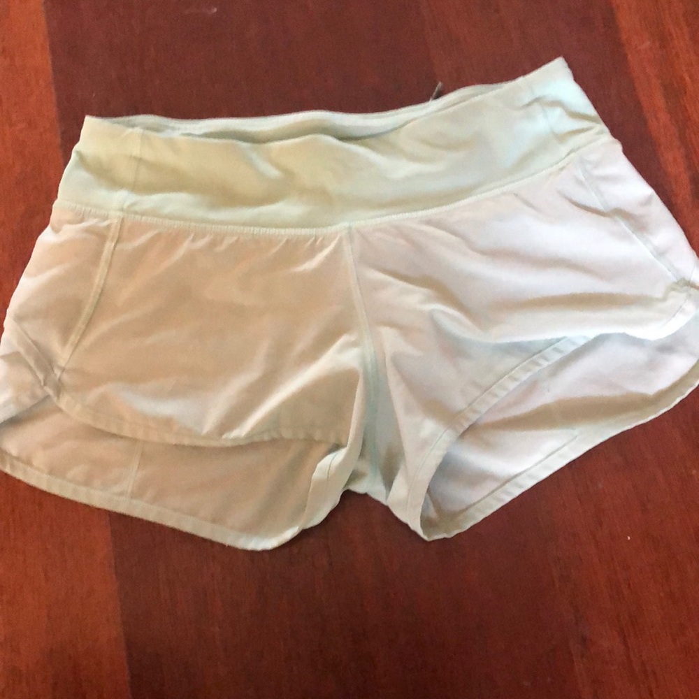 Light Teal Lululemon speed up shorts! 2.5”